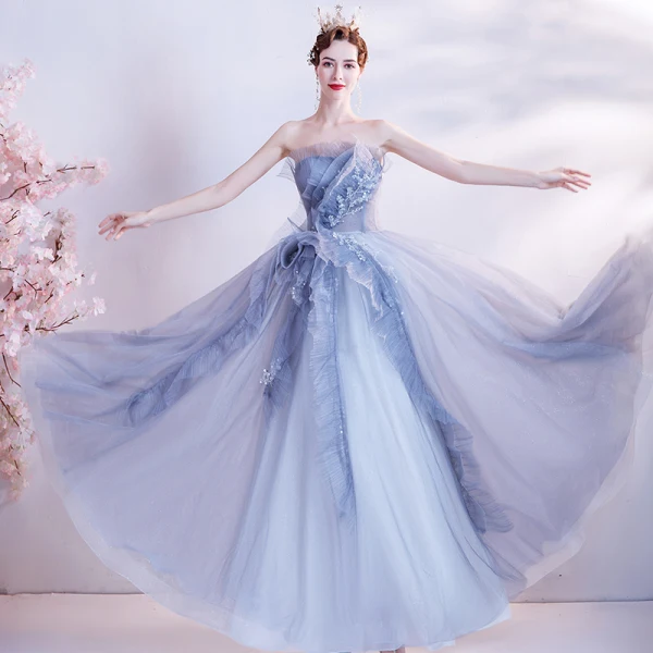 Chic / Beautiful Grey Dancing Prom Dresses 2021 A-Line / Princess Strapless Sleeveless Beading Floor-Length / Long Ruffle Backless Formal Dresses