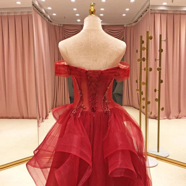 High-end Red Prom Dresses 2021 A-Line / Princess Off-The-Shoulder Short Sleeve Beading Glitter Tulle Sweep Train Ruffle Backless Formal Dresses
