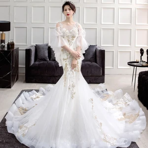 Chic Belle Ivoire Transparentes Robe De Mariée 2018 Trompette Sirène Encolure Dégagée Gonflée 3 4 Manches Appliques En Dentelle Chapel Train Volants