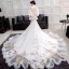 Schöne Ivory / Creme Durchsichtige Brautkleider / Hochzeitskleider 2018 Meerjungfrau Rundhalsausschnitt Geschwollenes 3/4 Ärmel Applikationen Spitze Kapelle-Schleppe Rüschen