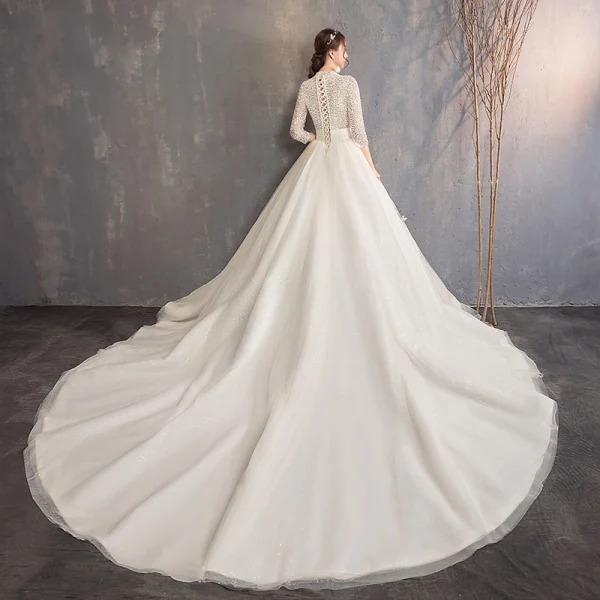 Style Chinois Ivoire Robe De Mariée 2019 Princesse V-Cou 3/4 Manches Fait main Perlage Glitter Tulle Cathedral Train Volants