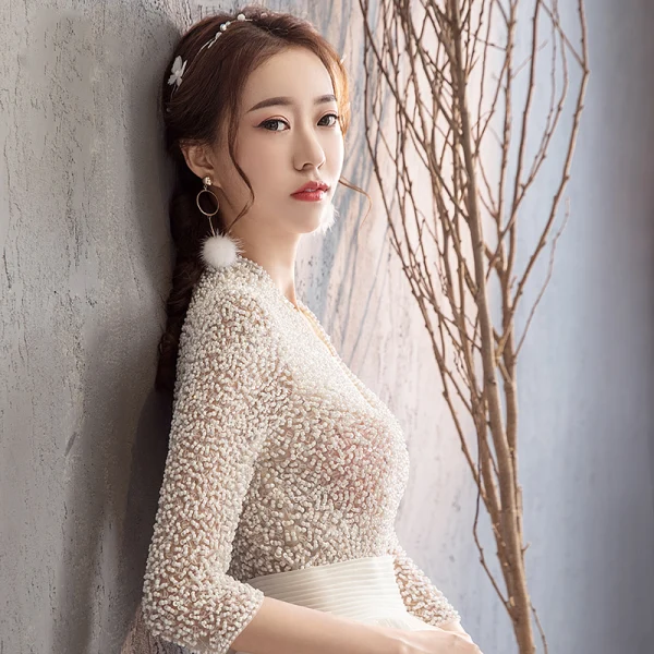 Style Chinois Ivoire Robe De Mariée 2019 Princesse V-Cou 3/4 Manches Fait main Perlage Glitter Tulle Cathedral Train Volants