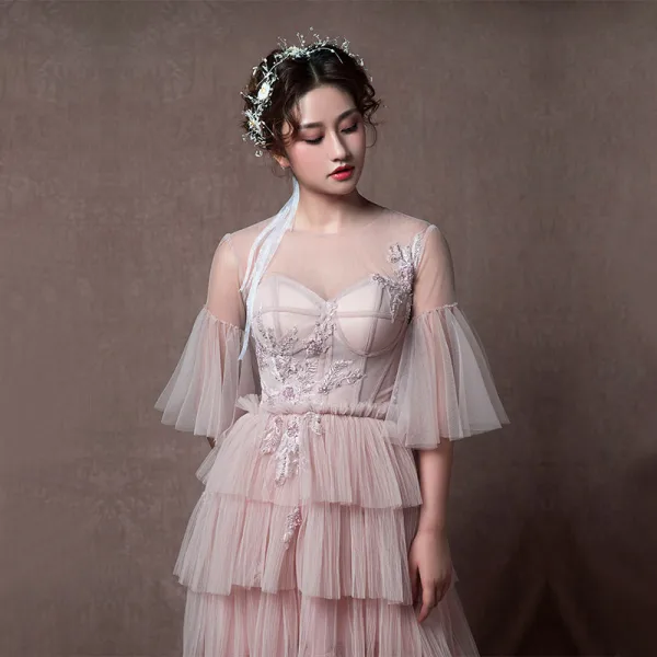 Moderne / Mode Perle Rose Transparentes Robe De Soirée 2019 Princesse Encolure Dégagée Manches de cloche Appliques En Dentelle Perlage Longue Volants en Cascade Dos Nu Robe De Ceremonie