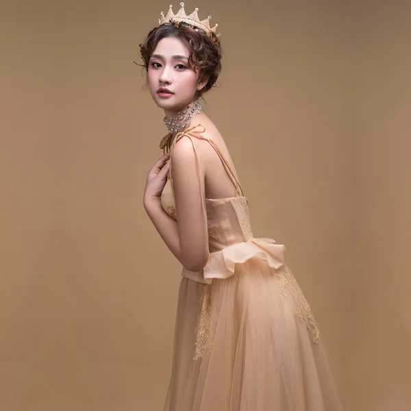 Charming Gold Prom Dresses 2019 A-Line / Princess Sleeveless Spaghetti Straps Appliques Lace Court Train Ruffle Backless Formal Dresses