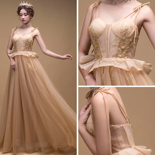 Charming Gold Prom Dresses 2019 A-Line / Princess Sleeveless Spaghetti Straps Appliques Lace Court Train Ruffle Backless Formal Dresses