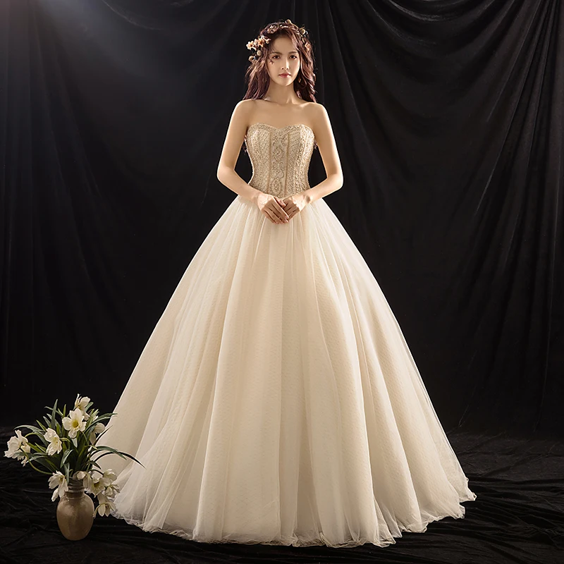 Luksus Champagne Brudekjoler 2019 Ballkjole Kjæreste Uten Ermer Ryggløse Beading Feie Tog Buste