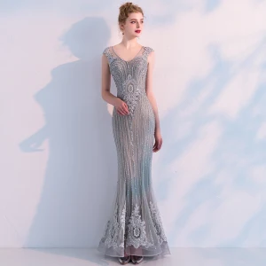 Luxe Gris Transparentes Robe De Soirée 2019 Trompette Sirène V Cou Sans Manches Perlage Appliques En Dentelle Train De Balayage Volants Robe De Ceremonie