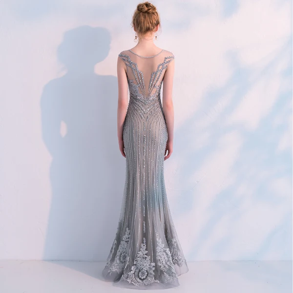 Luxe Gris Transparentes Robe De Soirée 2019 Trompette / Sirène V-Cou Sans Manches Perlage Appliques En Dentelle Train De Balayage Volants Robe De Ceremonie