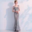 Luxe Gris Transparentes Robe De Soirée 2019 Trompette / Sirène V-Cou Sans Manches Perlage Appliques En Dentelle Train De Balayage Volants Robe De Ceremonie