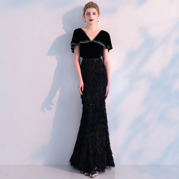 Modern / Fashion Black Evening Dresses  With Shawl 2019 Trumpet / Mermaid V-Neck Rhinestone Tassel Polyester Floor-Length / Long Ruffle Formal Dresses