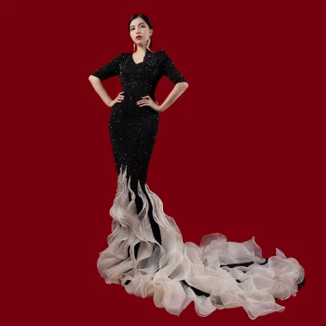 Luxe Noire Tapis Rouge Robe De Soirée 2021 Trompette Sirène V Cou 1 2 Manches Perlage Faux Diamant Tribunal Train Volants Robe De Ceremonie