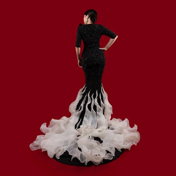 Luxury / Gorgeous Black Red Carpet Evening Dresses 2021 Trumpet / Mermaid V-Neck 1/2 Sleeves Beading Rhinestone Court Train Ruffle Formal Dresses