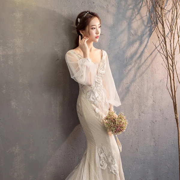 Bling Bling Champagne Wedding Dresses 2019 Trumpet / Mermaid V-Neck Puffy Long Sleeve Backless Appliques Lace Glitter Tulle Chapel Train Ruffle