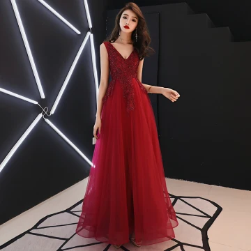 Chic Belle Bordeaux Robe De Soirée 2019 Princesse V Cou Sans Manches Appliques En Dentelle Paillettes Perlage Longue Volants Dos Nu Robe De Ceremonie