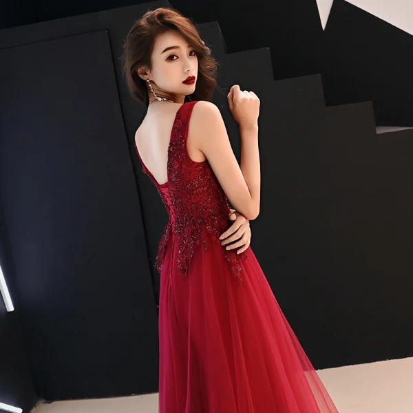 Chic / Belle Bordeaux Robe De Soirée 2019 Princesse V-Cou Sans Manches Appliques En Dentelle Paillettes Perlage Longue Volants Dos Nu Robe De Ceremonie