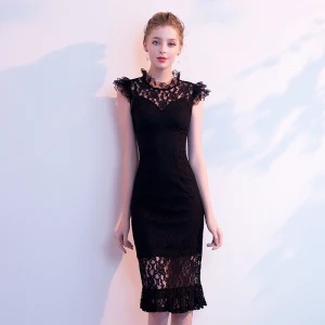 Abordable Noire Percé Robe De Soirée 2019 Col Haut Sans Manches Mi Longues Robe De Ceremonie