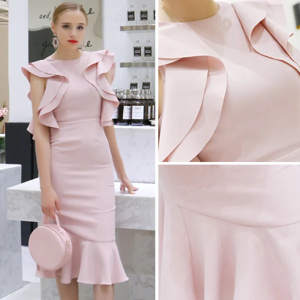 Simple Rougissant Rose Robe De Soirée 2019 Encolure Dégagée Sans Manches Thé Longueur Volants Dos Nu Robe De Ceremonie