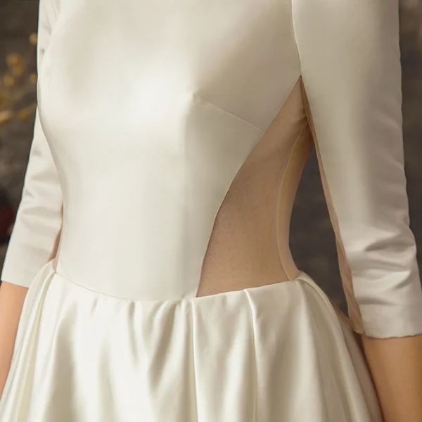 Vintage Ivory / Creme Durchsichtige Brautkleider / Hochzeitskleider 2019 A Linie Rundhalsausschnitt 3/4 Ärmel Rückenfreies Kathedrale Schleppe Rüschen