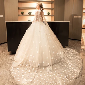 Vintage Originale Scintillantes Robe De Mariée 2017 Blanche En Dentelle Appliques Perle Paillettes Col Haut Sans Manches Dos Nu Cathedral Train Robe Boule