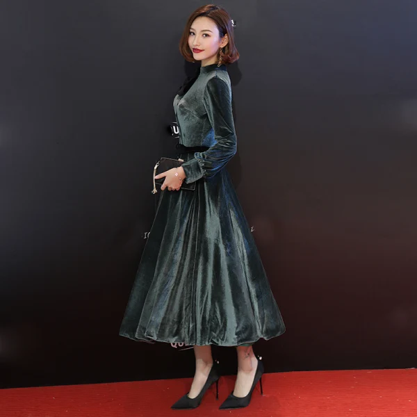 Modest / Simple Ink Blue Suede Winter Evening Dresses  2019 A-Line / Princess Scoop Neck Long Sleeve Tea-length Ruffle Formal Dresses