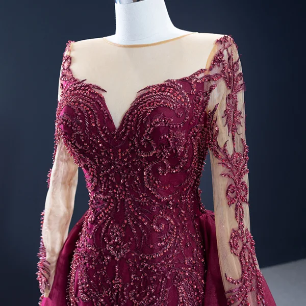 Haut de Gamme Tapis rouge Bordeaux Robe De Soirée 2021 Princesse Transparentes Encolure Carrée Manches Longues Fait main Perlage Paillettes Tribunal Train Volants Robe De Ceremonie