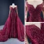 Haut de Gamme Tapis rouge Bordeaux Robe De Soirée 2021 Princesse Transparentes Encolure Carrée Manches Longues Fait main Perlage Paillettes Tribunal Train Volants Robe De Ceremonie
