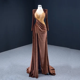 Luxury Gorgeous Coffee Velour Red Carpet Evening Dresses 2021 Sheath Fit See Through Scoop Neck Long Sleeve Handmade Beading Sequins Split Front Sweep Train Ruffle