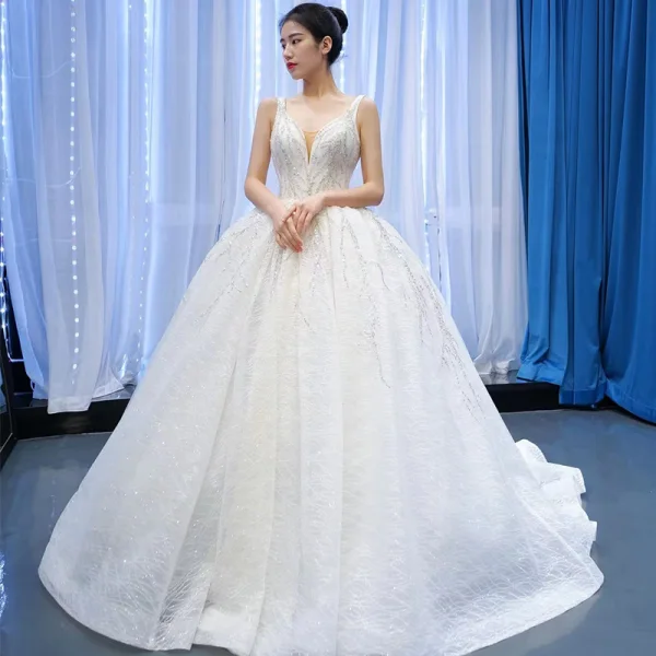 Luxury / Gorgeous White Bridal Wedding Dresses 2021 Ball Gown Deep V-Neck Sleeveless Backless Beading Sequins Glitter Tulle Court Train Ruffle