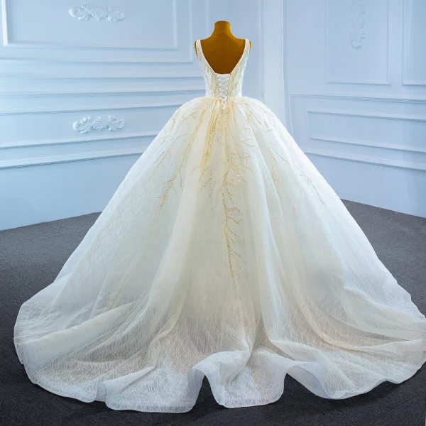 Luxury / Gorgeous White Bridal Wedding Dresses 2021 Ball Gown Deep V-Neck Sleeveless Backless Beading Sequins Glitter Tulle Court Train Ruffle