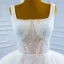 Luxe Blanche La Mariée Robe De Mariée 2021 Robe Boule Encolure Carrée Sans Manches Dos Nu Appliques En Dentelle Fait main Perlage Paillettes Ceinture Fendue devant