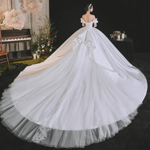 Luxury / Gorgeous White Satin Bridal Wedding Dresses 2021 Ball Gown Off-The-Shoulder 1/2 Sleeves Backless Appliques Lace Handmade Beading Royal Train Ruffle
