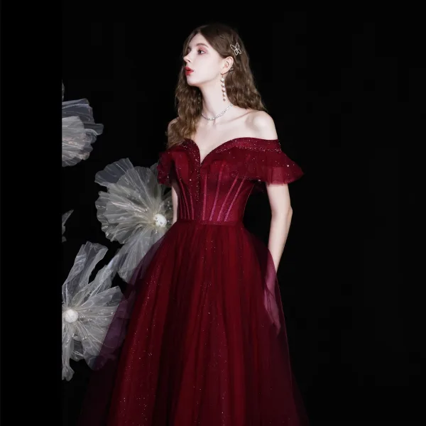 High-end Burgundy Dancing Prom Dresses 2021 A-Line / Princess Off-The-Shoulder Short Sleeve Beading Glitter Tulle Floor-Length / Long Ruffle Backless Formal Dresses