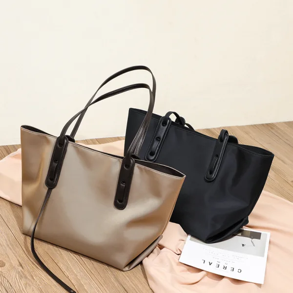 Modest / Simple Black Waterproof Canvas Shopping Bag Shoulder Bags 2021 Square Casual Women's Bags
