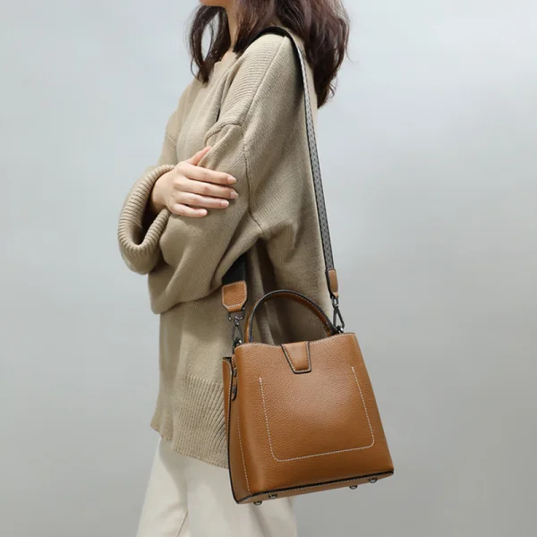 Modest / Simple Brown Square Crossbody Bags Messenger Bag Handbag 2021 Leather Casual Women's Bags