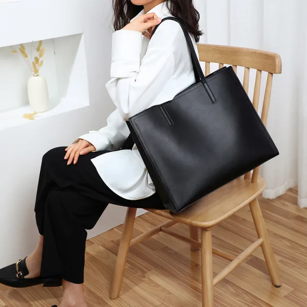 Modest / Simple Black Square Tote Bag Shopping Bag Shoulder Bags 2021 Leather Casual Women's Bags