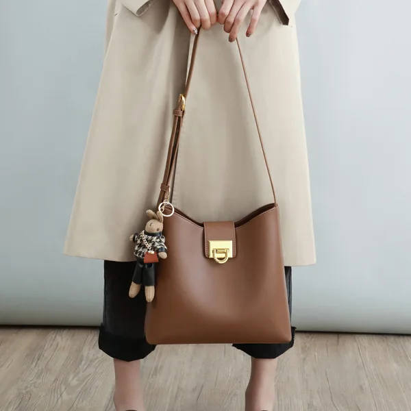 Modest / Simple Brown Square Shoulder Bags 2021 Leather Casual Women's Bags