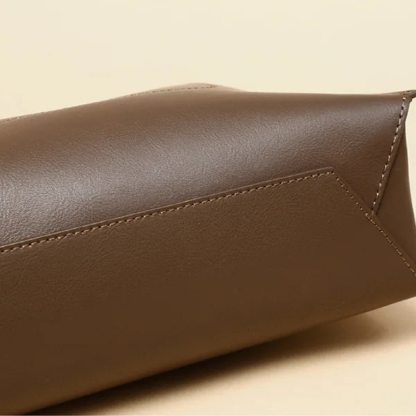 Modest / Simple Black Square Shoulder Bags 2021 Leather Casual Women's Bags