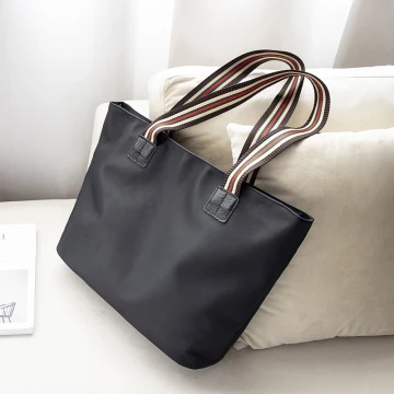 Eenvoudige Zwarte Vierkante Tote Tas Plastic Tas Schoudertas 2021 Canvas Waterdichte Toevallig Dames Tassen