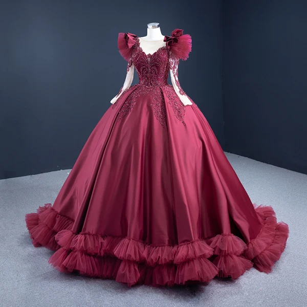 Luxus / Herrlich Burgunderrot Satin Tanzen Ballkleider 2021 Ballkleid Durchsichtige Rundhalsausschnitt Lange Ärmel Handgefertigt Perlenstickerei Pailletten Sweep / Pinsel Zug Rüschen Festliche Kleider