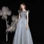 Chic / Belle Argenté Dansant Robe De Bal 2021 Princesse Encolure Dégagée Sans Manches Perlage Paillettes Longue Volants Dos Nu Robe De Ceremonie
