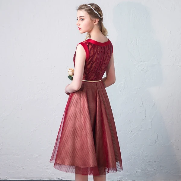 Modern / Fashion Red See-through Homecoming Graduation Dresses 2019 A-Line / Princess Scoop Neck Sleeveless Appliques Lace Sequins Metal Sash Knee-Length Ruffle Formal Dresses
