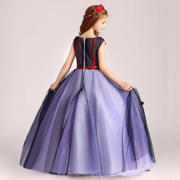 Chic / Beautiful Purple Flower Girl Dresses 2017 Ball Gown V-Neck Sleeveless Appliques Flower Pearl Sash Floor-Length / Long Ruffle Wedding Party Dresses