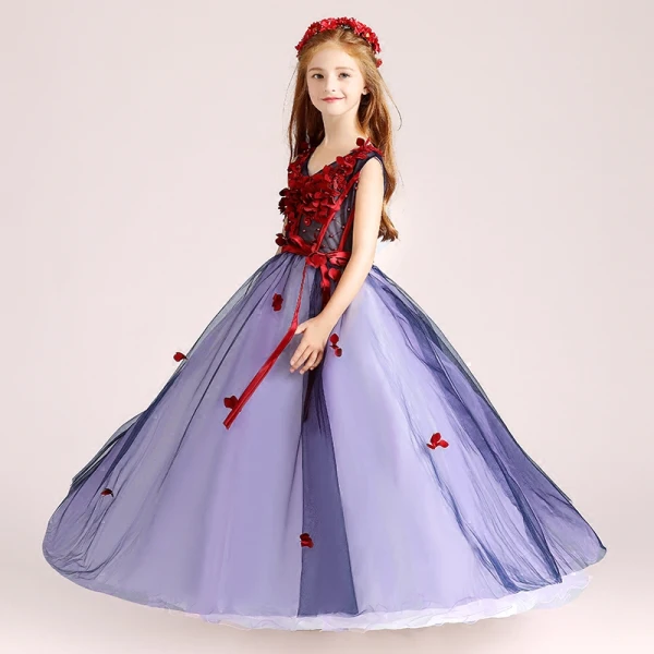 Chic / Beautiful Purple Flower Girl Dresses 2017 Ball Gown V-Neck Sleeveless Appliques Flower Pearl Sash Floor-Length / Long Ruffle Wedding Party Dresses