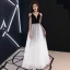 Abordable Bleu D'encre Dégradé De Couleur Blanche Robe De Soirée 2019 Princesse Bretelles Spaghetti Sans Manches Ceinture Longue Volants Dos Nu Robe De Ceremonie