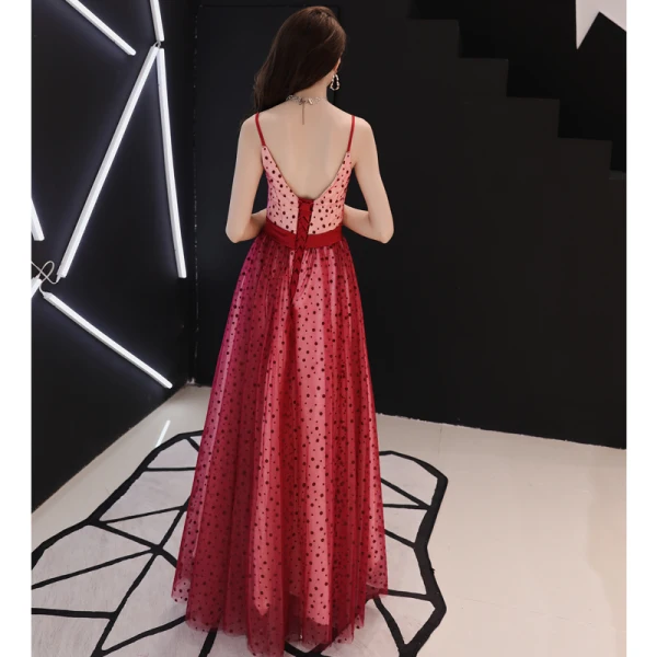 Modern / Fashion Red Prom Dresses 2019 A-Line / Princess Spaghetti Straps Sleeveless Spotted Tulle Bow Sash Floor-Length / Long Ruffle Backless Formal Dresses
