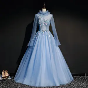 Vintage Originale Bleu Ciel Transparentes Robe De Bal 2019 Robe Boule Col Haut Manches Longues Appliques En Dentelle Perlage Perle Longue Volants Dos Nu Robe De Ceremonie