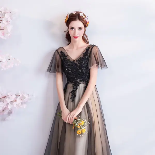 Modern / Fashion Black Champagne Prom Dresses 2019 A-Line / Princess V-Neck Short Sleeve Appliques Lace Beading Floor-Length / Long Ruffle Backless Formal Dresses