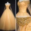 Bling Bling Goud Galajurken 2019 Baljurk Uit De Schouder Korte Mouwen Kralen Glans Pailletten Lange Ruche Ruglooze Gelegenheid Jurken