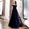 Affordable Navy Blue Evening Dresses  2019 A-Line / Princess Off-The-Shoulder Short Sleeve Appliques Lace Floor-Length / Long Ruffle Backless Formal Dresses