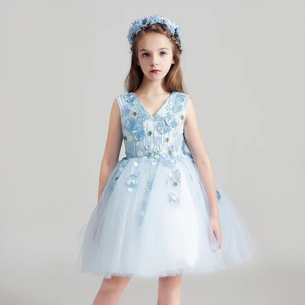 Chic / Beautiful Sky Blue Flower Girl Dresses 2017 Ball Gown V-Neck Sleeveless Appliques Flower Lace Short Ruffle Wedding Party Dresses